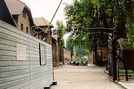 portti.jpg (80986 bytes)